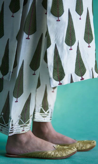 three-piece ethnic suit set