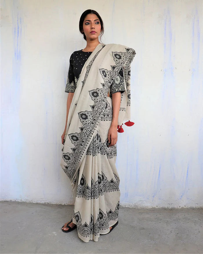 Elegant Handblock Printed Saree – Ivory & Black