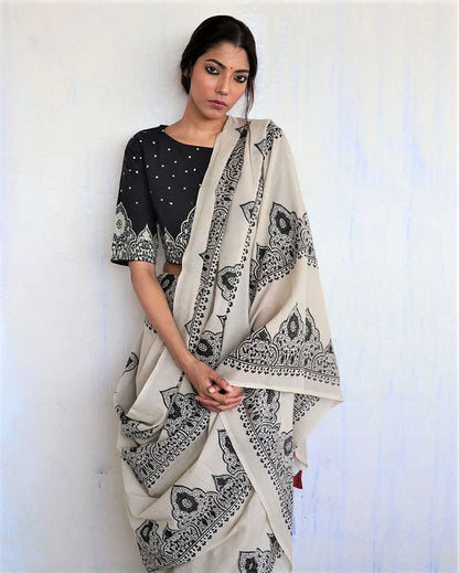 Elegant Handblock Printed Saree – Ivory & Black