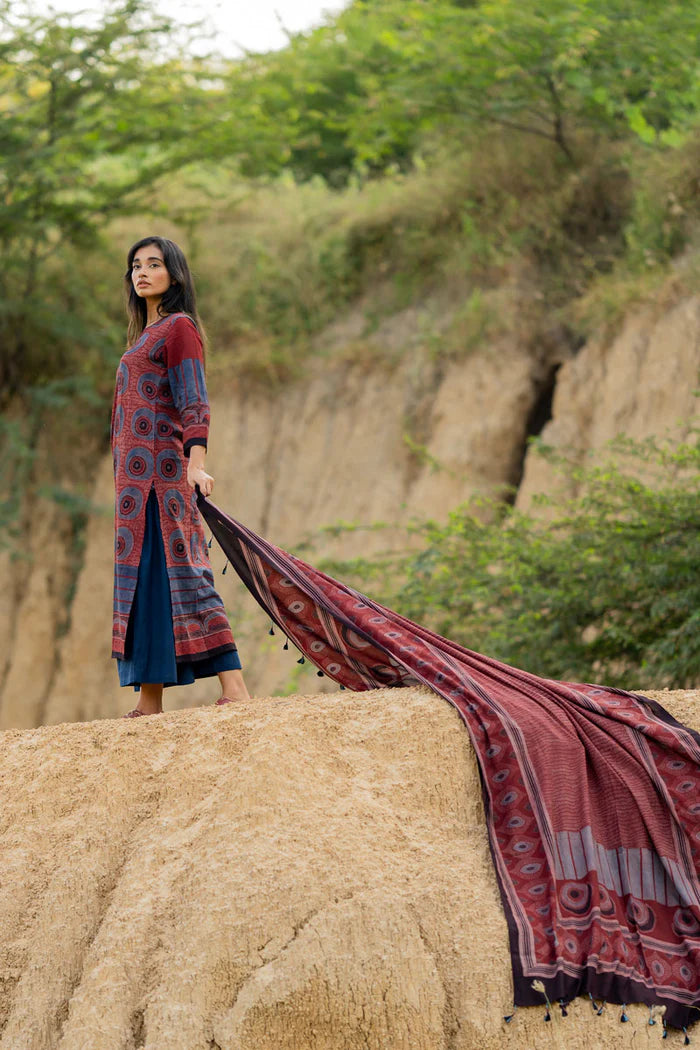 Maroon & Indigo Circular Motif Print Cotton Kurta With Dupatta