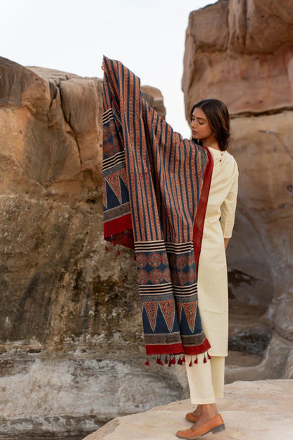 Ivory Cotton Kurta Set with Navy & Maroon Printed Dupatta