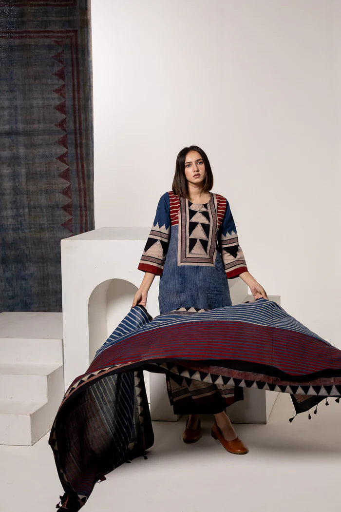 Indigo & Maroon Geometric Print Cotton Kurta With Dupatta