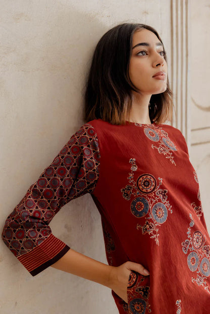 Handcrafted Printed Kurta – Elegant Ethnic Wear